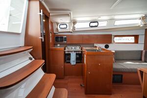 Fine Tuned 38ft Beneteau Yacht For Sale