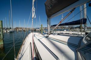 Fine Tuned 38ft Beneteau Yacht For Sale