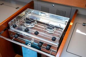 Fine Tuned 38ft Beneteau Yacht For Sale