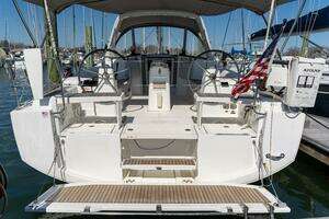 2019 Beneteau Oceanis 38.1 thumbnail 3