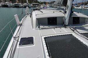 2020 Outremer 51 thumbnail 31