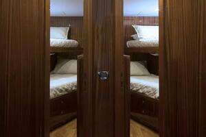 2016 Hargrave Raised Pilothouse thumbnail 19