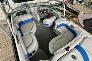 21ft Correct Craft Yacht For Sale