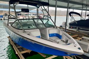 21ft Correct Craft Yacht For Sale