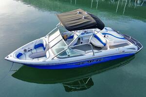 21ft Correct Craft Yacht For Sale