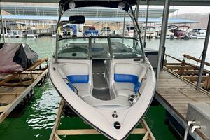 21ft Correct Craft Yacht For Sale