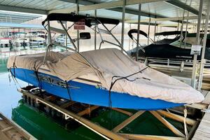 21ft Correct Craft Yacht For Sale