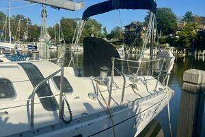 1990 Beneteau thumbnail 2
