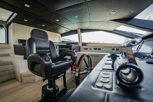 2011 Sunseeker 34 Metre Yacht thumbnail 39