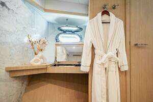 2011 Sunseeker 34 Metre Yacht thumbnail 50
