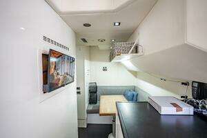 2011 Sunseeker 34 Metre Yacht thumbnail 77