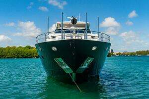 2011 Sunseeker 34 Metre Yacht thumbnail 4