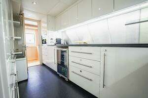 2011 Sunseeker 34 Metre Yacht thumbnail 36