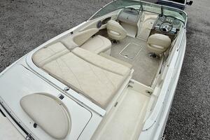 22ft Maxum Yacht For Sale