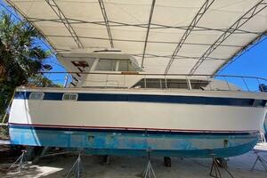 Moonriver 45ft Chris Craft Yacht For Sale