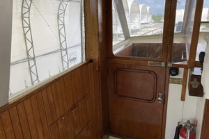 Moonriver 45ft Chris Craft Yacht For Sale