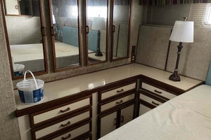 Moonriver 45ft Chris Craft Yacht For Sale