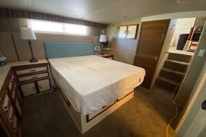 Moonriver 45ft Chris Craft Yacht For Sale