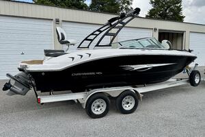 21ft Chaparral Yacht For Sale