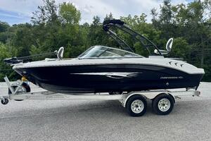 21ft Chaparral Yacht For Sale