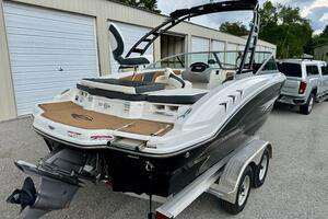 21ft Chaparral Yacht For Sale