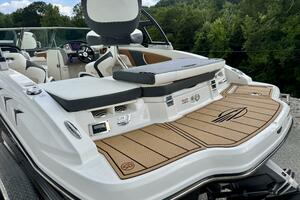 21ft Chaparral Yacht For Sale