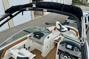 21ft Chaparral Yacht For Sale