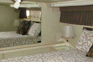 1973 Chris-Craft 55 Commander thumbnail 46