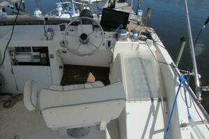 1973 Chris-Craft 55 Commander thumbnail 6