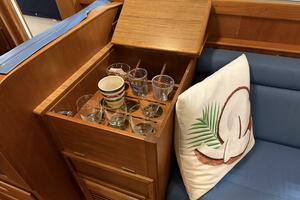 COCONUT 42ft Grand Banks Yacht For Sale