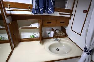 COCONUT 42ft Grand Banks Yacht For Sale