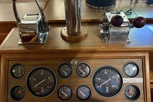 COCONUT 42ft Grand Banks Yacht For Sale