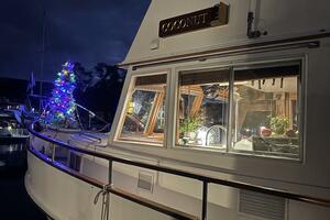 COCONUT 42ft Grand Banks Yacht For Sale