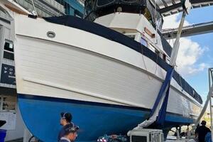 COCONUT 42ft Grand Banks Yacht For Sale