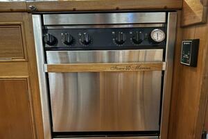 COCONUT 42ft Grand Banks Yacht For Sale