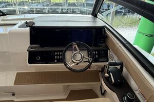 SLIP KNOT 32ft Sea Ray Yacht For Sale