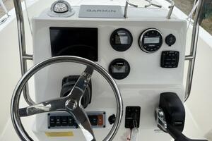 Key West 179 FS Center Console 17ft Key West Yacht For Sale