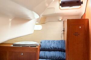 CAROLINA MOON 38ft Hunter Yacht For Sale