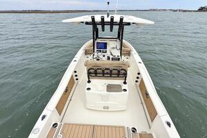 Photo 5993142 for 2020 NauticStar 251 Hybrid Feeln' Reel 