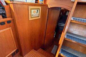 1986 Nauticat 40 Cutter Ketch Pilothouse thumbnail 40