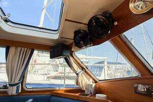 1986 Nauticat 40 Cutter Ketch Pilothouse thumbnail 37