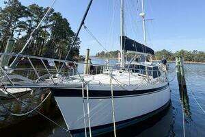 1986 Nauticat 40 Cutter Ketch Pilothouse thumbnail 7
