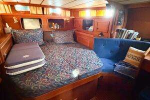 1986 Nauticat 40 Cutter Ketch Pilothouse thumbnail 48