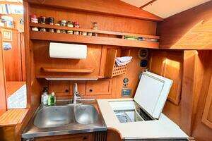 1986 Nauticat 40 Cutter Ketch Pilothouse thumbnail 69
