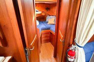 1986 Nauticat 40 Cutter Ketch Pilothouse thumbnail 95