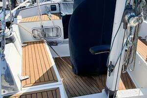 1986 Nauticat 40 Cutter Ketch Pilothouse thumbnail 23