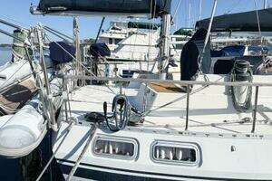 1986 Nauticat 40 Cutter Ketch Pilothouse thumbnail 4