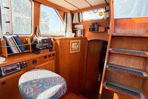 1986 Nauticat 40 Cutter Ketch Pilothouse thumbnail 28