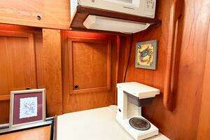 1986 Nauticat 40 Cutter Ketch Pilothouse thumbnail 81