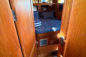 1986 Nauticat 40 Cutter Ketch Pilothouse thumbnail 44